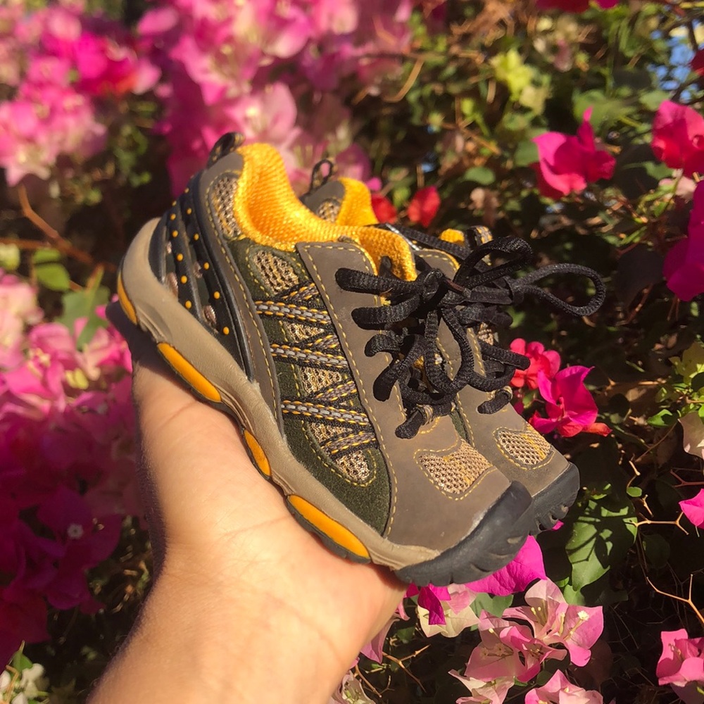 Stride Rite Kids Shoes - Brown and Yellow